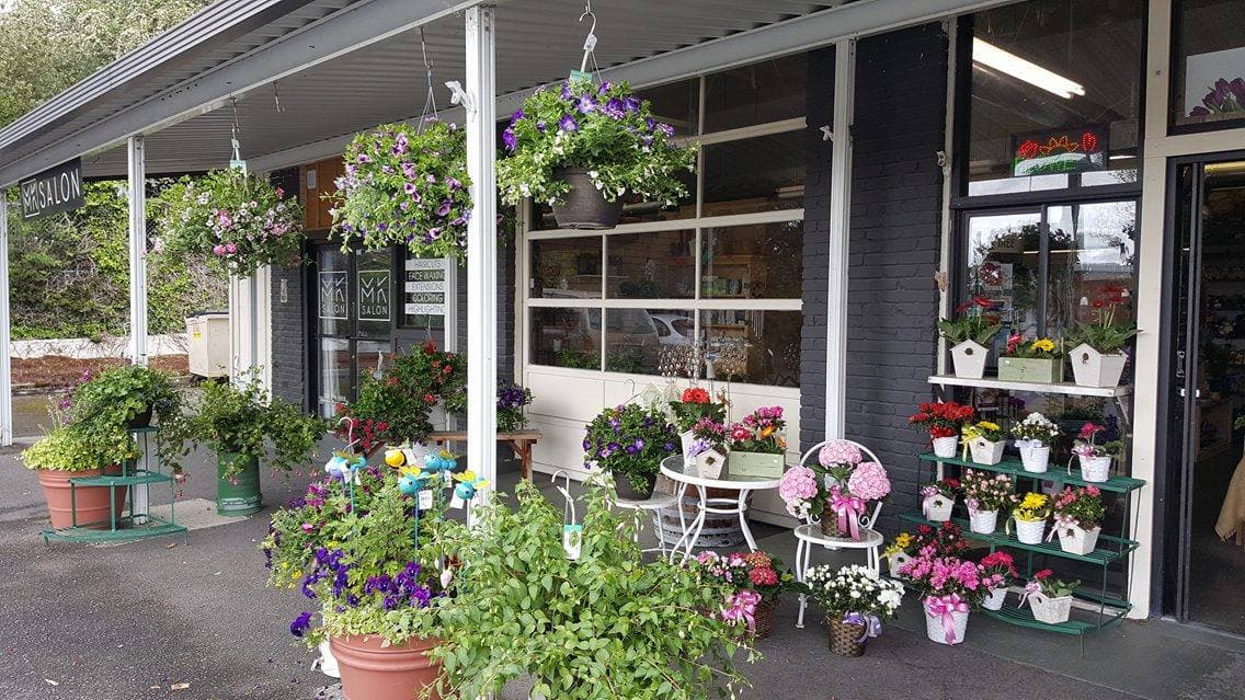 Buds & Blooms at Enumclaw